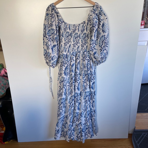 GROWKRATI Dresses & Skirts - GROWKRATI Smocked Maxi Dress Blue White Floral Print Square Neck Puff Sleeve M